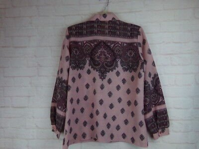 Vintage Koret women's size S Wool Blend Knit Button Down Shirt