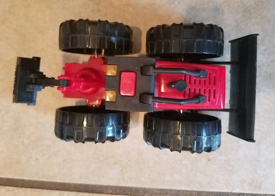 TONKA RED CONSTRUCTION FARM VEHICLE WITH SOUND - Image 2 of 4