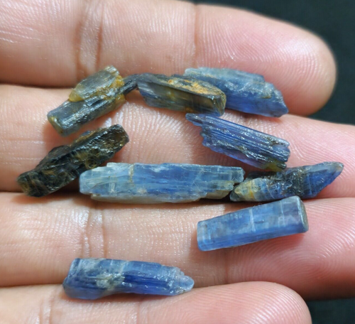 Fabuloso lote de 8 piezas de cianita azul crudo tamaño 16-18 mm cianita piedras preciosas sueltas ásperas - Imagen 5 de 6