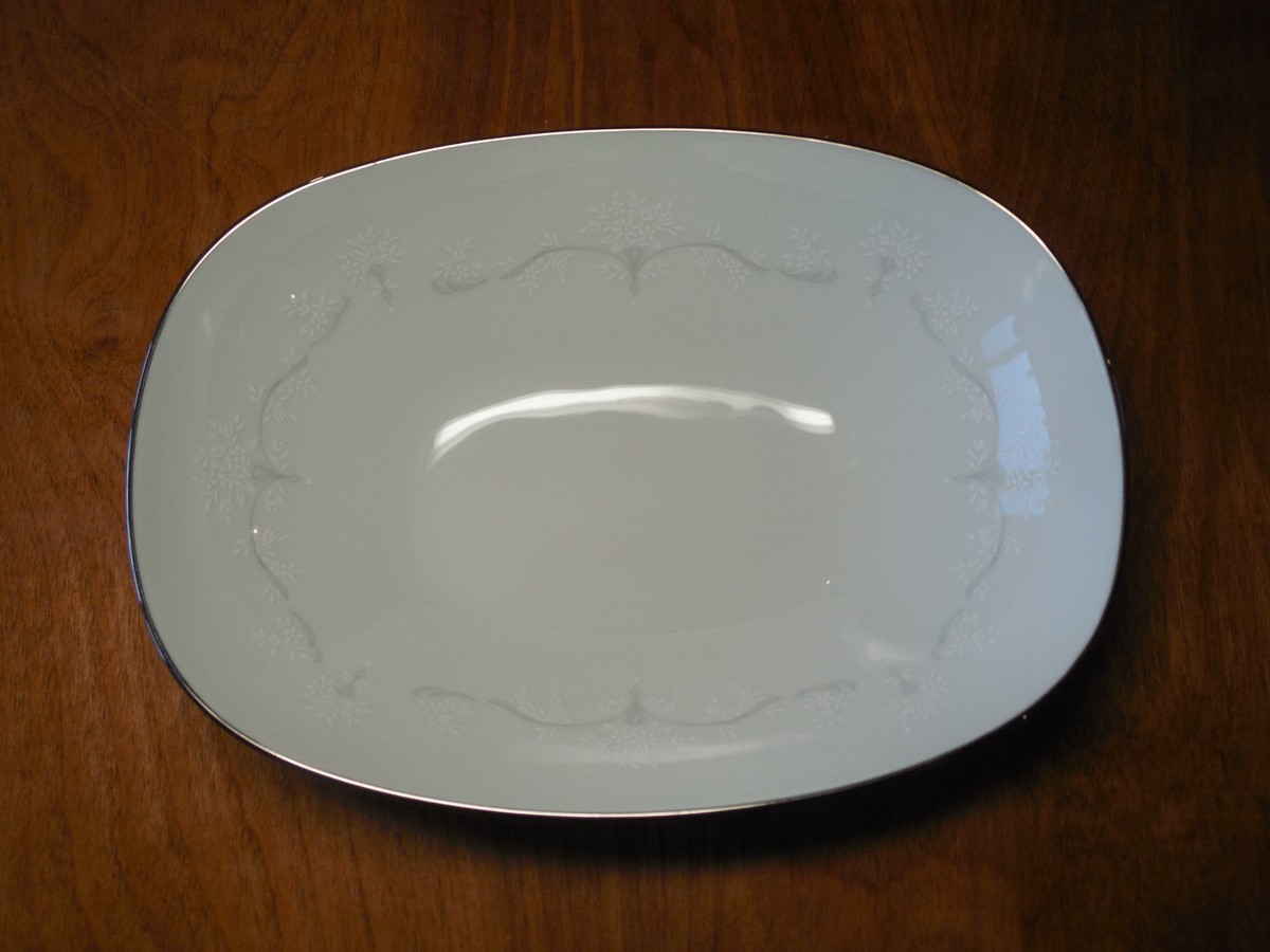 Plat De Service Noritake Whitebrook - Bol Ovale Sur Pied - Légumes / Purée