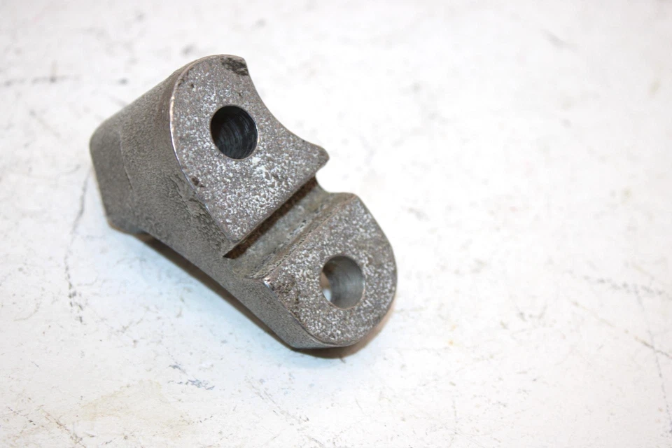 Крепление на правое холостое колесо 00 Arctic Cat Zr 500 Efi оригинальное 1604-434 Q2749 - Изображение 4 из 4