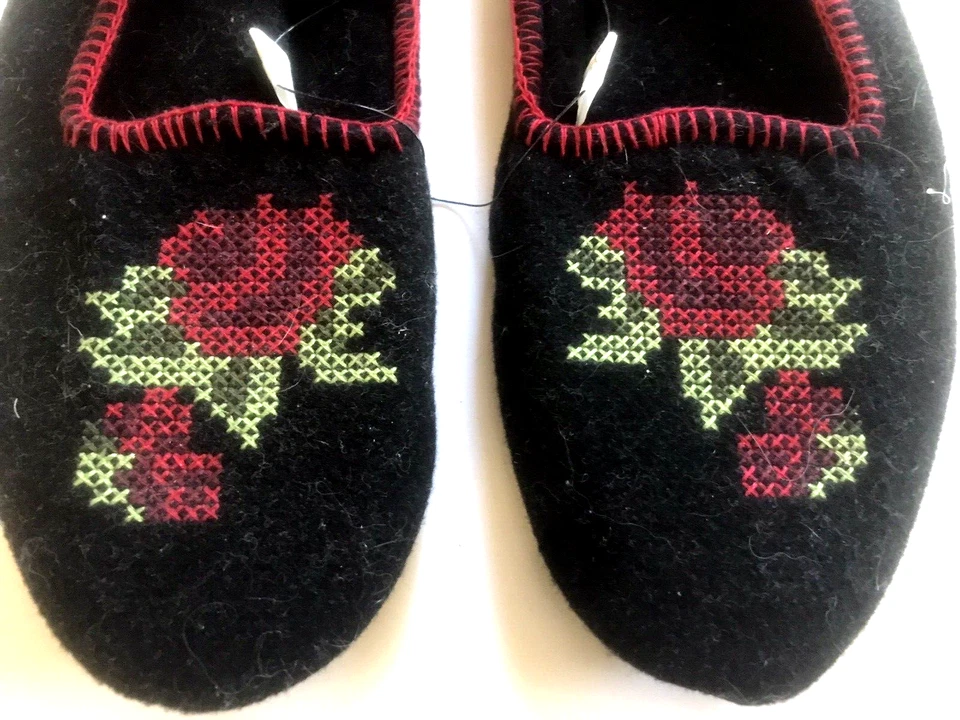 十字绣红玫瑰拖鞋柔软皮革鞋底女式 M 7-8 黑色全新复古 — 第 2/4 张图片