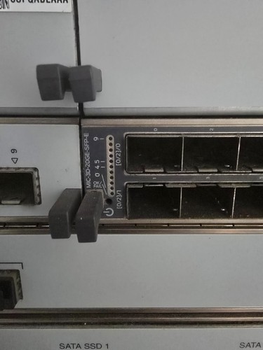 Juniper MX240 1x MIC3-3D-10XGE-SFPP, 1x MIC-3D-20GE-SFP-E, 1x RE-S-1800X4 - Afbeelding 5 van 7