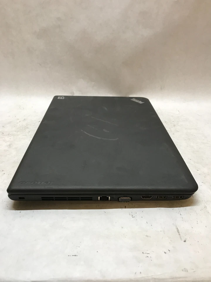 Lenovo ThinkPad E555 15" Laptop AMD A6-7000 2.2GHz 4GB RAM NO HDD/OS NO BATT -DW - Image 4 of 4