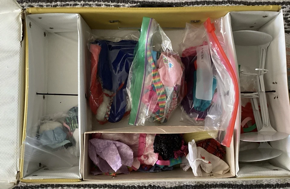 Винтажный 1965 Skipper & Scooter чехол лот с двумя Tuttis, Skipper, Stacie куклы. - Изображение 4 из 4