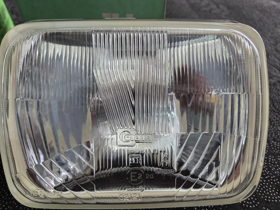 PAR DE LÂMPADAS DE FARÓIS FIT TOYOTA CELICA MR2 CIBIE H4 - Imagem 4 de 4