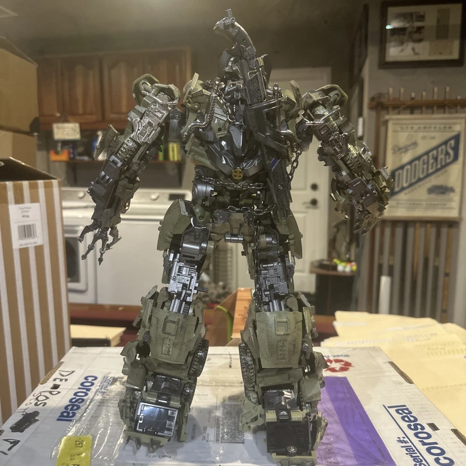 4th Party DP-01V Desperado Battle Damaged Megatron Upgrade Version - Image 4 of 4