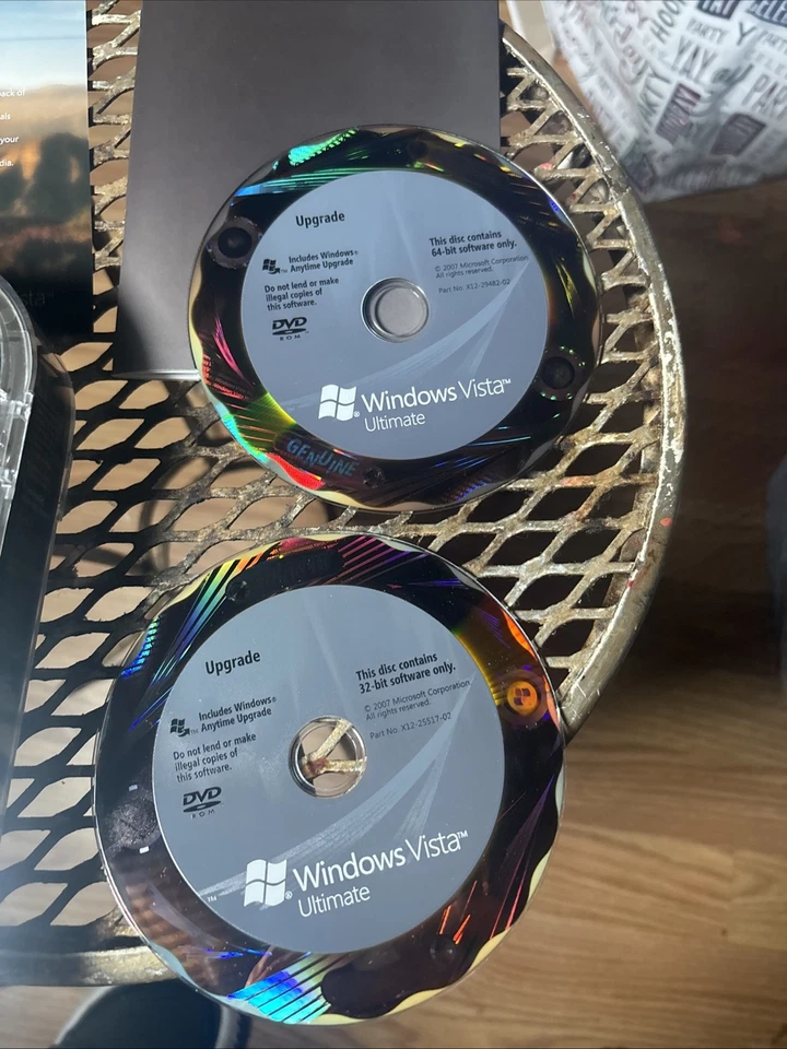 Microsoft Windows Vista Ultimate Upgrade DVD de 32 bits y 64 bits Foto 2 de 4