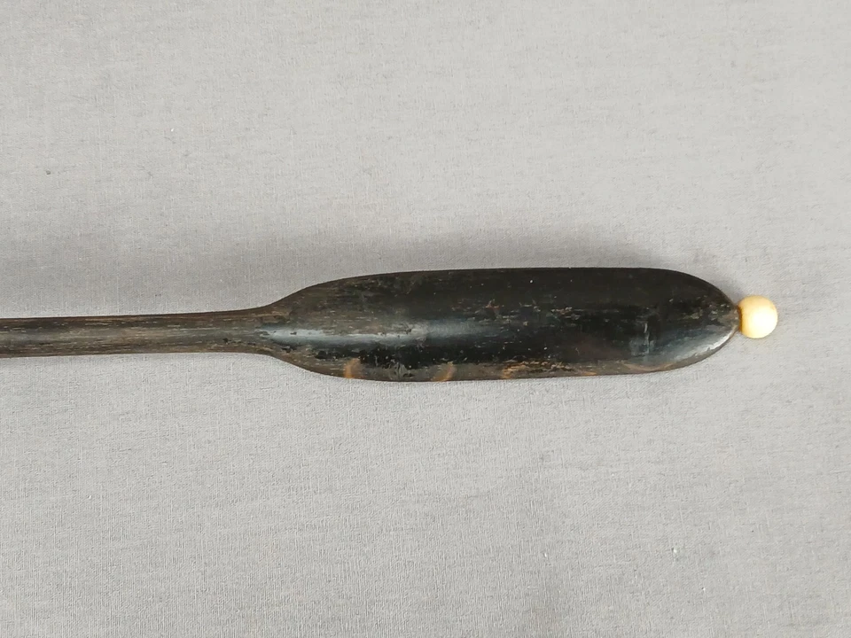 Cucharón Schultz alemán de principios del siglo XIX con mango de madera torneado plateado 12 telas Foto 2 de 4