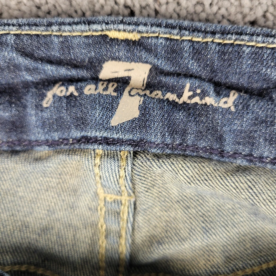 Pantalones de mezclilla para mujer 7 For All Mankind 27 azules con bolsillo tiro bajo acampanados lavado oscuro elásticos Foto 4 de 4