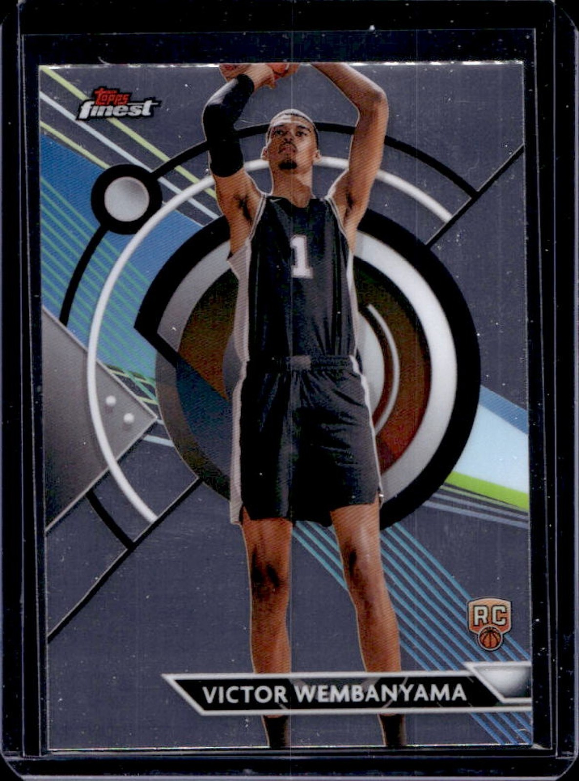2023-24 Finest Victor Wembanyama RC Rookie Common #76 Spurs