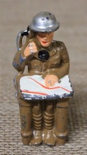 Manoil Dime Store Toy Soldier 1357: Soldier at Desk M85 