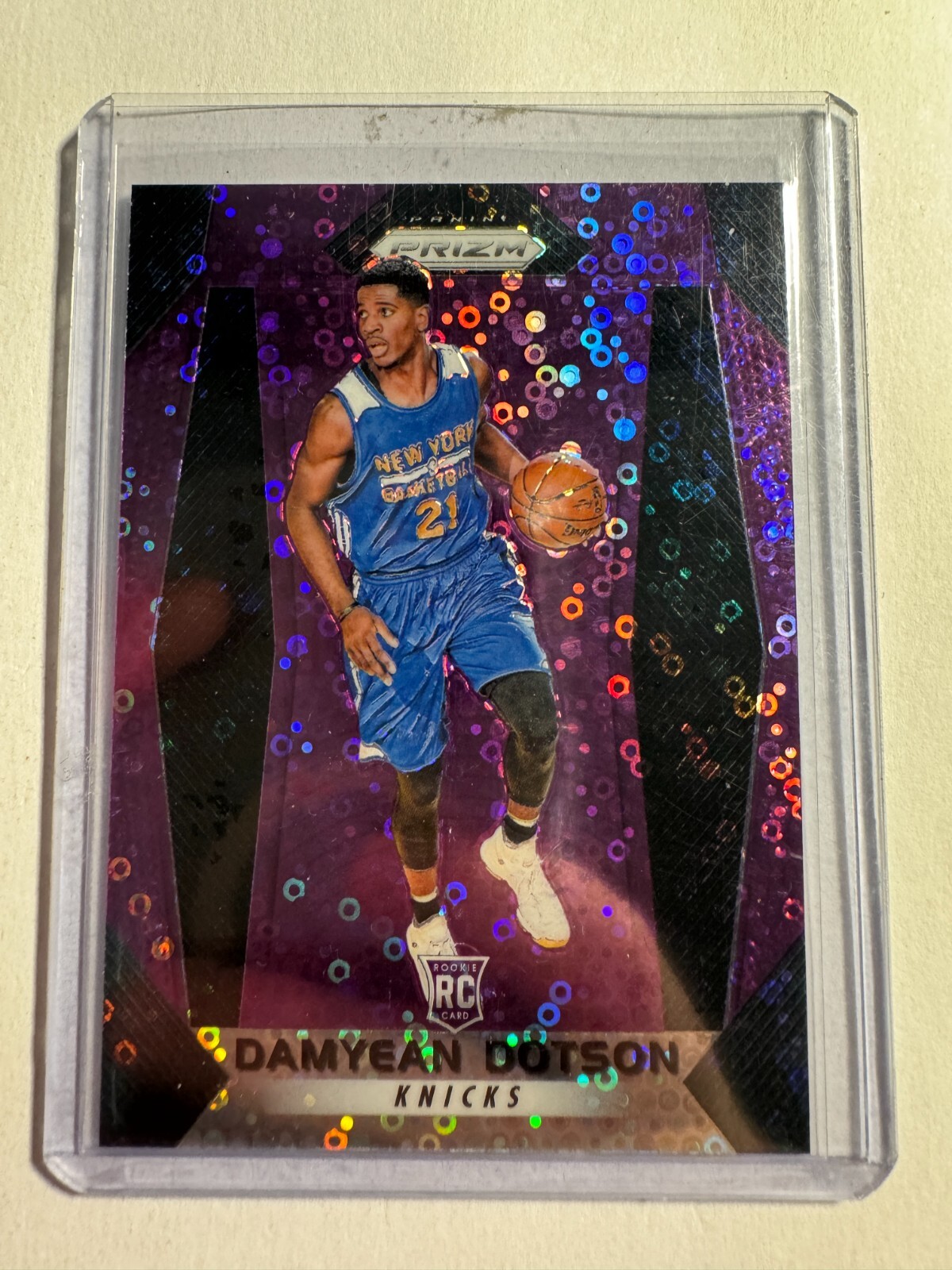 K137,312- 2017-18 Panini Prizm Prizms Fast Break Purple #272 Damyean Dotson #/75