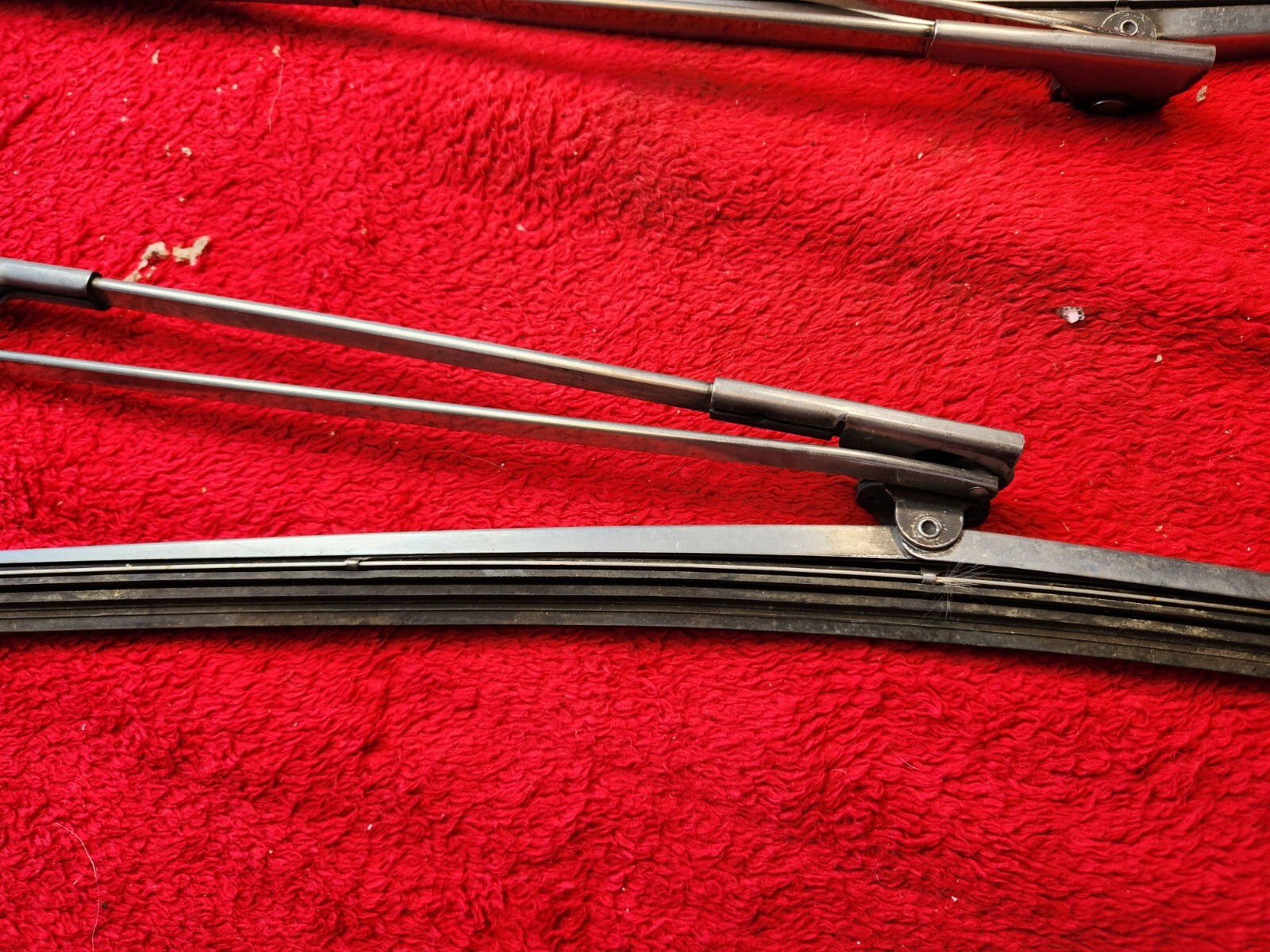 Vintage TRICO Wiper Arms Set 8981325 and 898132341 1 OEM for GM FORD