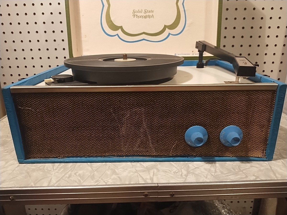 Vtg Columbia Masterwork Solid State Model M-2201 Phonograph