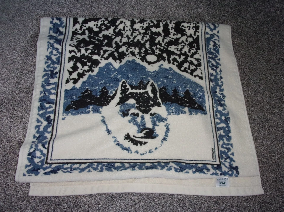 JUEGO DE TOALLAS DE BAÑO DE ALGODÓN TIENSHAN FOLKCRAFT WOLF DE 3 PIEZAS Foto 2 de 4