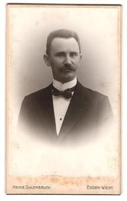 Fotografie Heinr. Uhlenbruch, Essen /Westf., Frohhauserstraße 89, Gutbürgerlich 