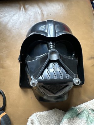 Bin Hasbro - Star Wars: Darth Vader Maske - 2010 - funktioniert nicht