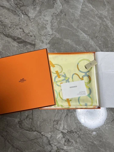 HERMÈS Sciarpa Carres 90 Multicolore Seta Motivo Catena Donna Francia 116063