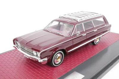 Chrysler Town & Country wagon 1966 rouge rubis 1-100- 1/43 Matrix MX20303-173 - Photo 1/4
