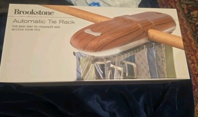 Brookstone Automatic Tie Rack 54 Ties 4 Belts With Lights 