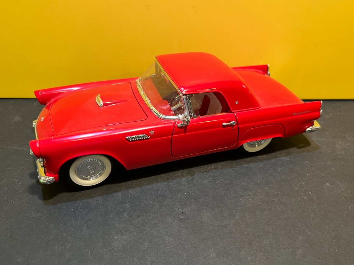 REVELL 1/18 THUNDERBIRD ブラック Revell 55 Ford Thunderbird Convertible 1:18 Scale Black. Mfg