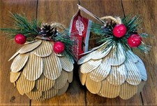 2 COUNTRY CHRISTMAS Ornaments 2 RUSTIC PINECONES Hanging Pine 4"x4" NEW US SHIP