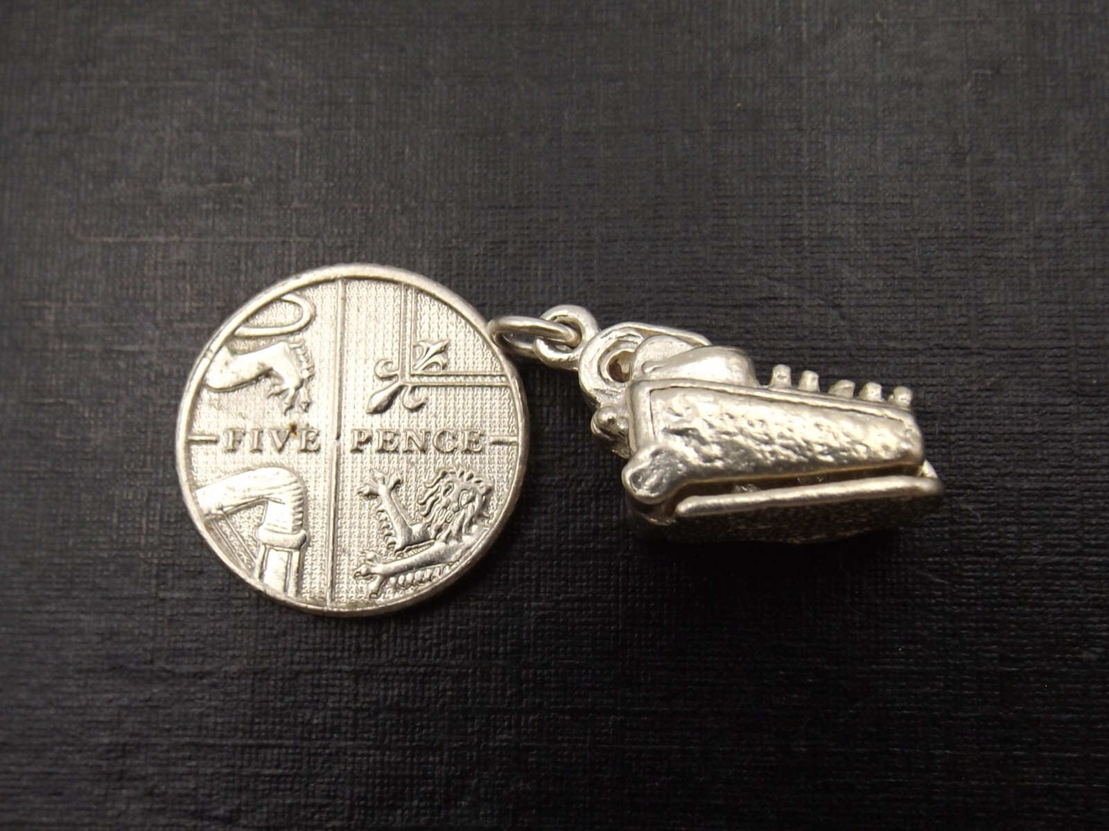 ADDING MACHINE vintage sterling silver charm open… - image 4