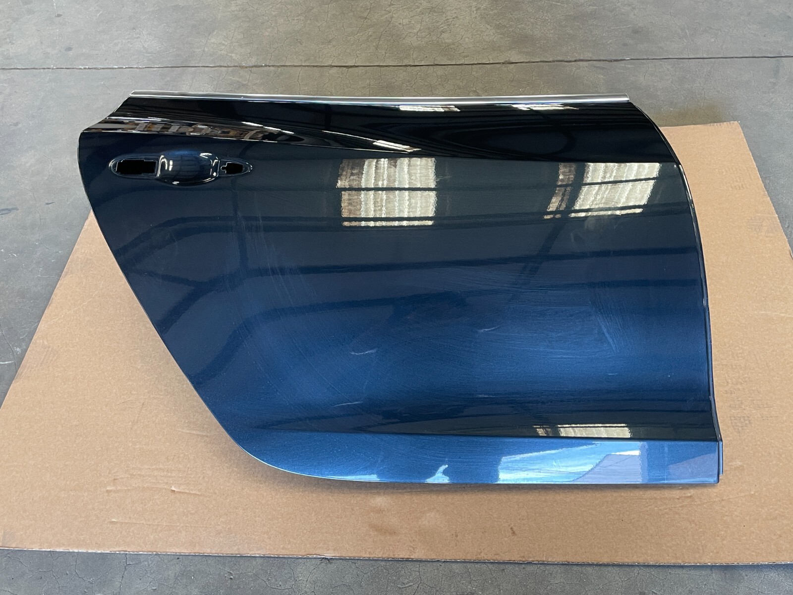 14-17 Maserati Quattroporte GTS Rear Right Exterior Door Shell Black 1574 OEM