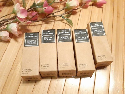 Pick: CRABTREE & EVELYN The Gardeners Nectar Essence Bath Syrup & Cleansing Oil
