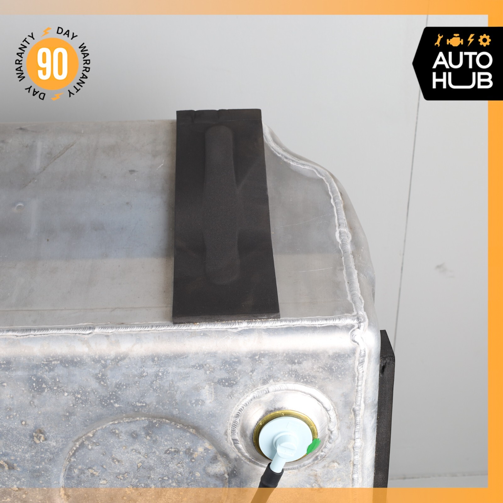 08-18 Maserati GranTurismo S M145 Gas Fuel Tank Reservoir Assembly OEM 11k
