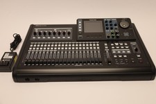 TASCAM DP-32SD 32-Track Digital Portastudio