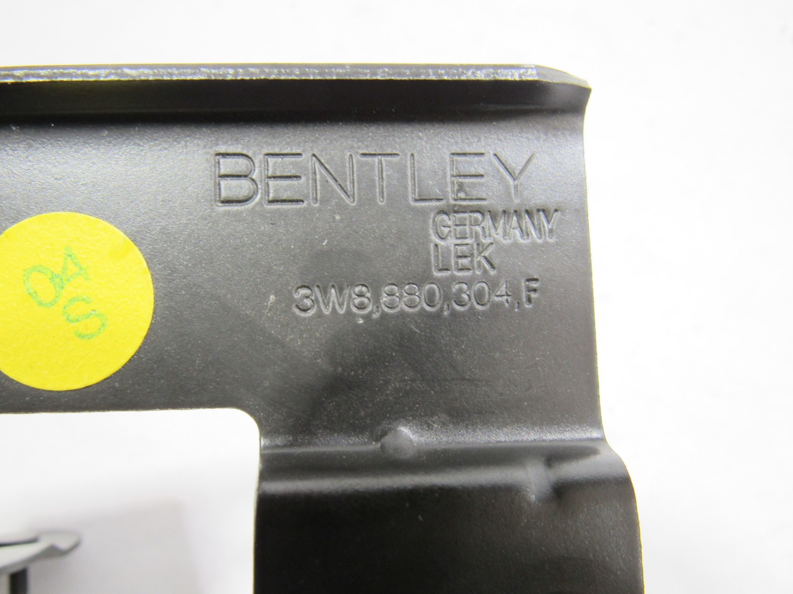 12-18 Bentley Continental GT W12 2015 Rear Right Seat Belt Guide Bracket ;:A