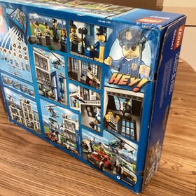 Lego City: Police Station #60047 and Lego City: Police Patrol Car #60239