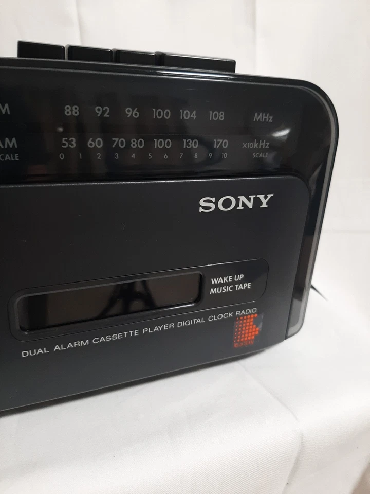 Sony Dream Machine ICF-C600 AM/FM Radio Dual Alarm Cassette Player Works  - Image 4 of 4