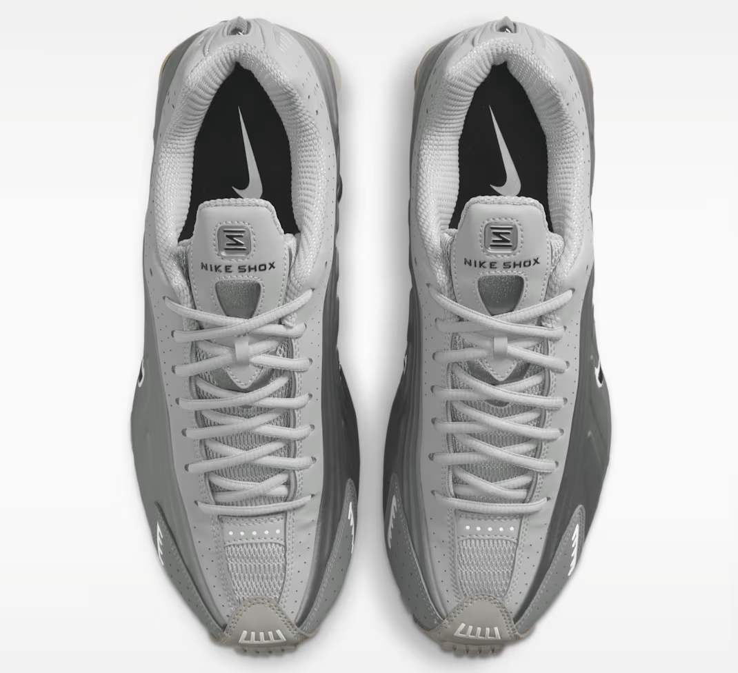 Nike Shox R4 Shoes Light Smoke Grey White Black Men's | Size 7
