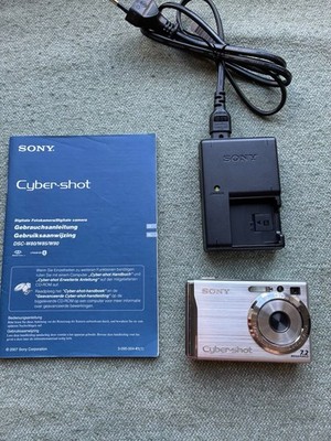 Sony Cyber-shot DSC-W80 7,2MP Digitalkamera, Silber