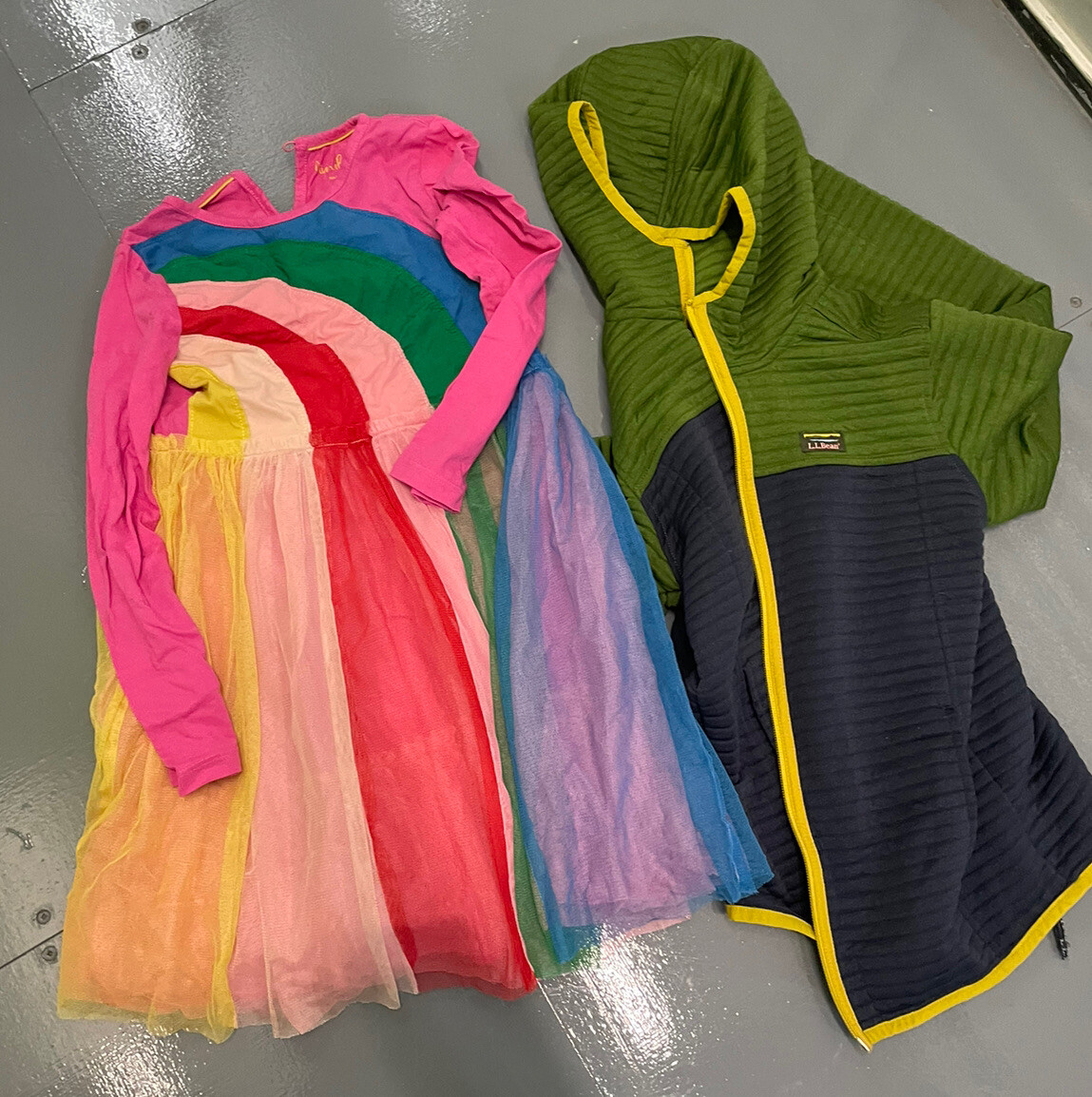 abandoned storage room Heathrow TW5 Lot Y018 eBay