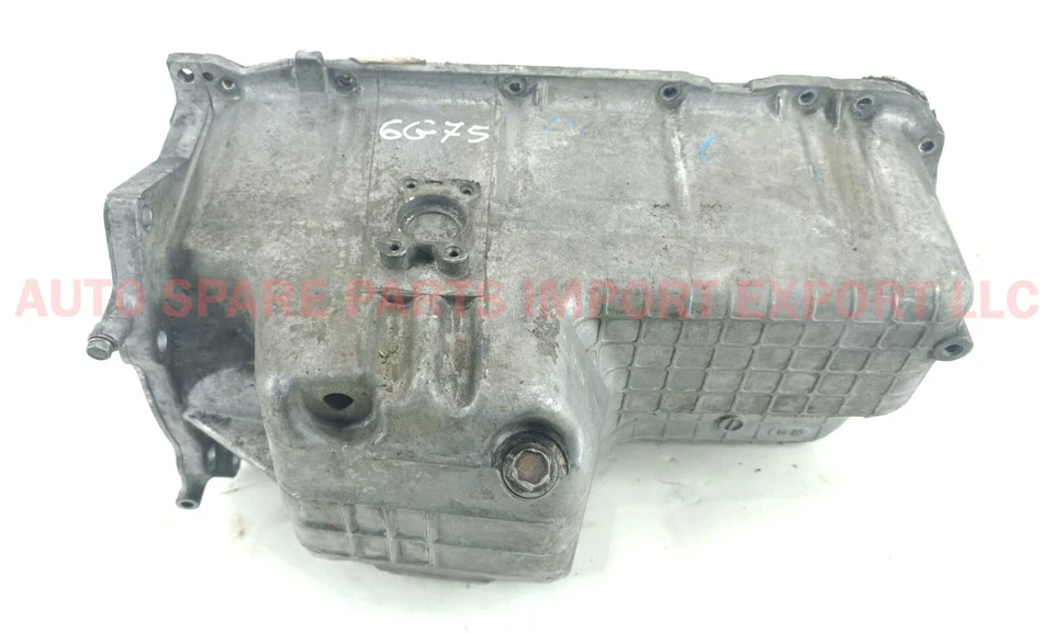 cárter de aceite de motor original para motor Mitsubishi Montero 6G75 3.8 V6 2003-2015 Foto 3 de 4