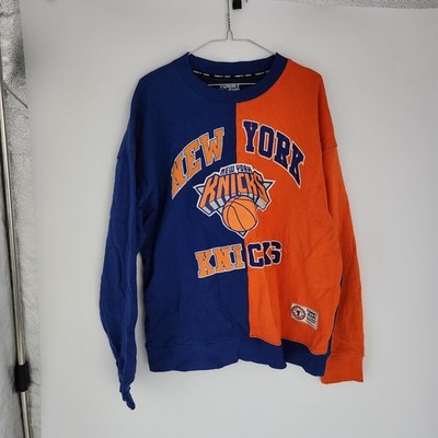 Tommy Jeans x New York Knicks Men s Blue Orange Graphic Print Crewneck NBA NWOT