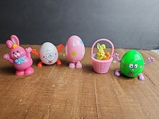 EASTER UNLIMITED Vintage Wind Up Toy Colorful Eggs Bunnies Basket Lot Of 5