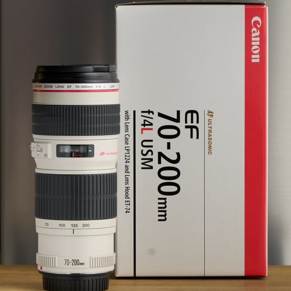 Canon EF 70-200mm f/4 L USM Lens – Like New – Complete Box & Accessories