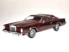 Lincoln Continental Mark V 1978 dark red diecast model car 18214 MCG 1:18