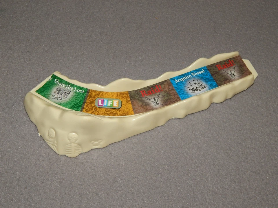 Game of Life Pirates of the Caribbean 2005 Dead Mans Chest 42941 Rocky Channel A - Image 2 of 4