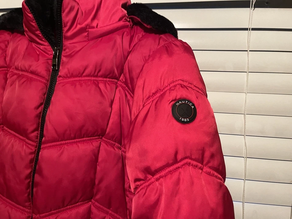 Nautica Youth Winter Coat With Detachable Hood Red Size M. Water Resistant  - Image 2 of 4