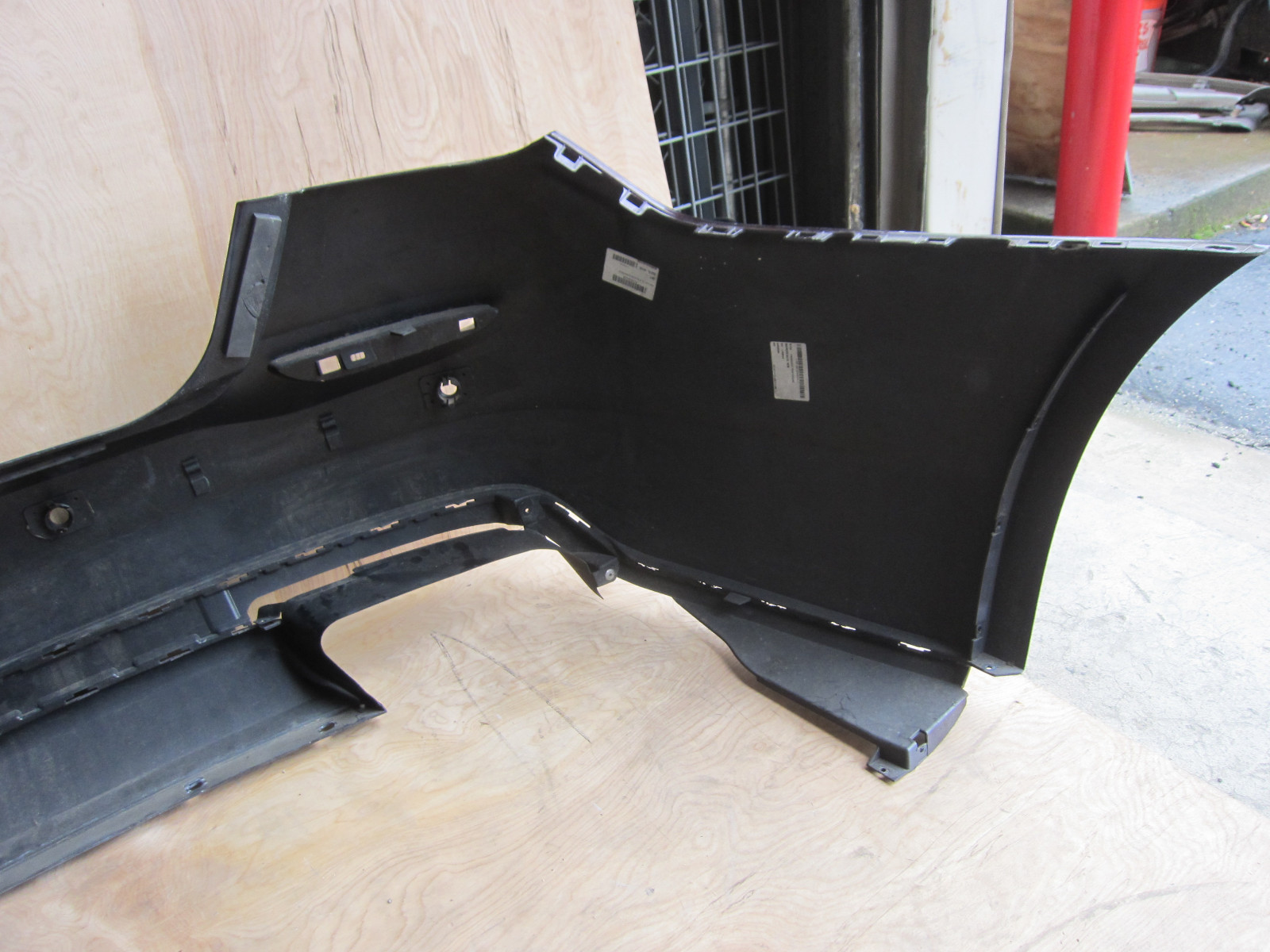Maserati Quattroporte - Rear Bumper - (Burgundy) - Part# 670010263