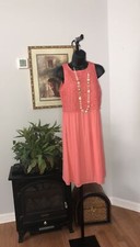 Loft Women's Dress Size 4 Peach Sleeveless Collarless Lace Zipper Back Pleated