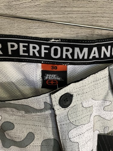 NOS No Fear Performance Hybrid Camo Shorts - NEW - Men’s Size 30 - Picture 4 of 10
