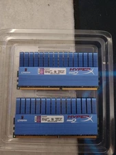 Kingston PC2-8500 2 GB DIMM 1066 MHz DDR2 SDRAM Memory (KHX8500D2T1K2/4G)