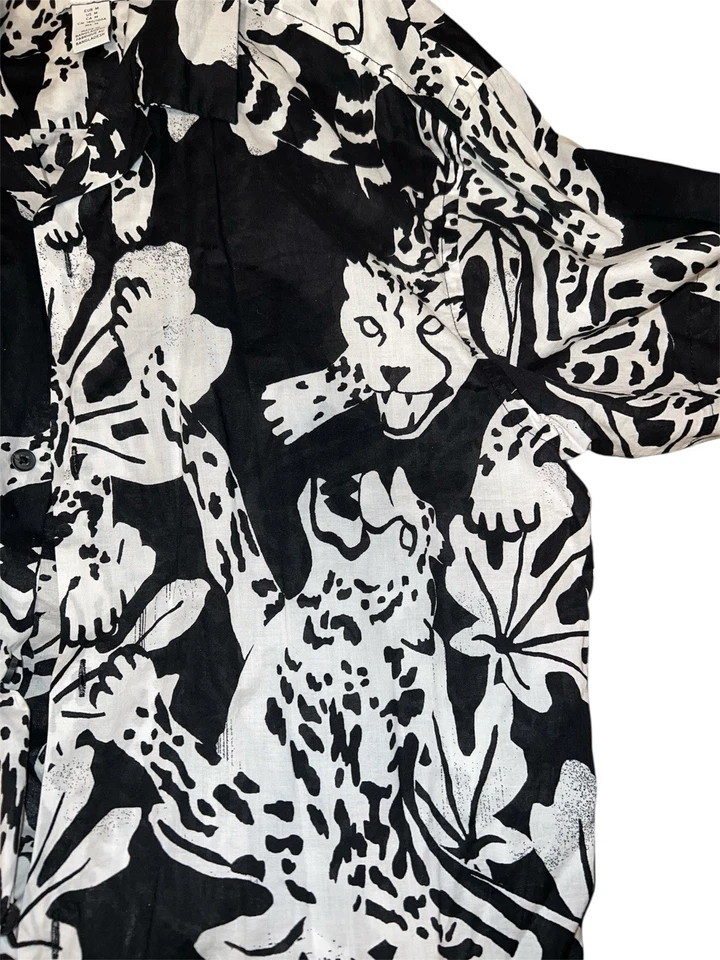 H&M Mens Black White Animal Print Short Sleeve Button-Up Shirt Size M Cheetah - Image 2 of 4